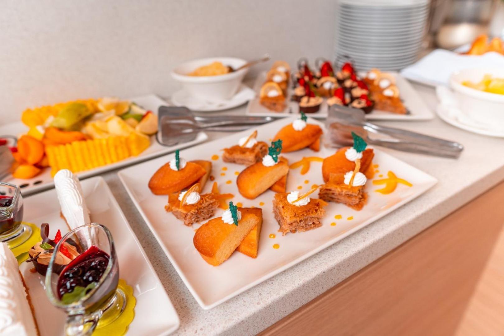 Garden City Hotel Konjic Eksteriør bilde