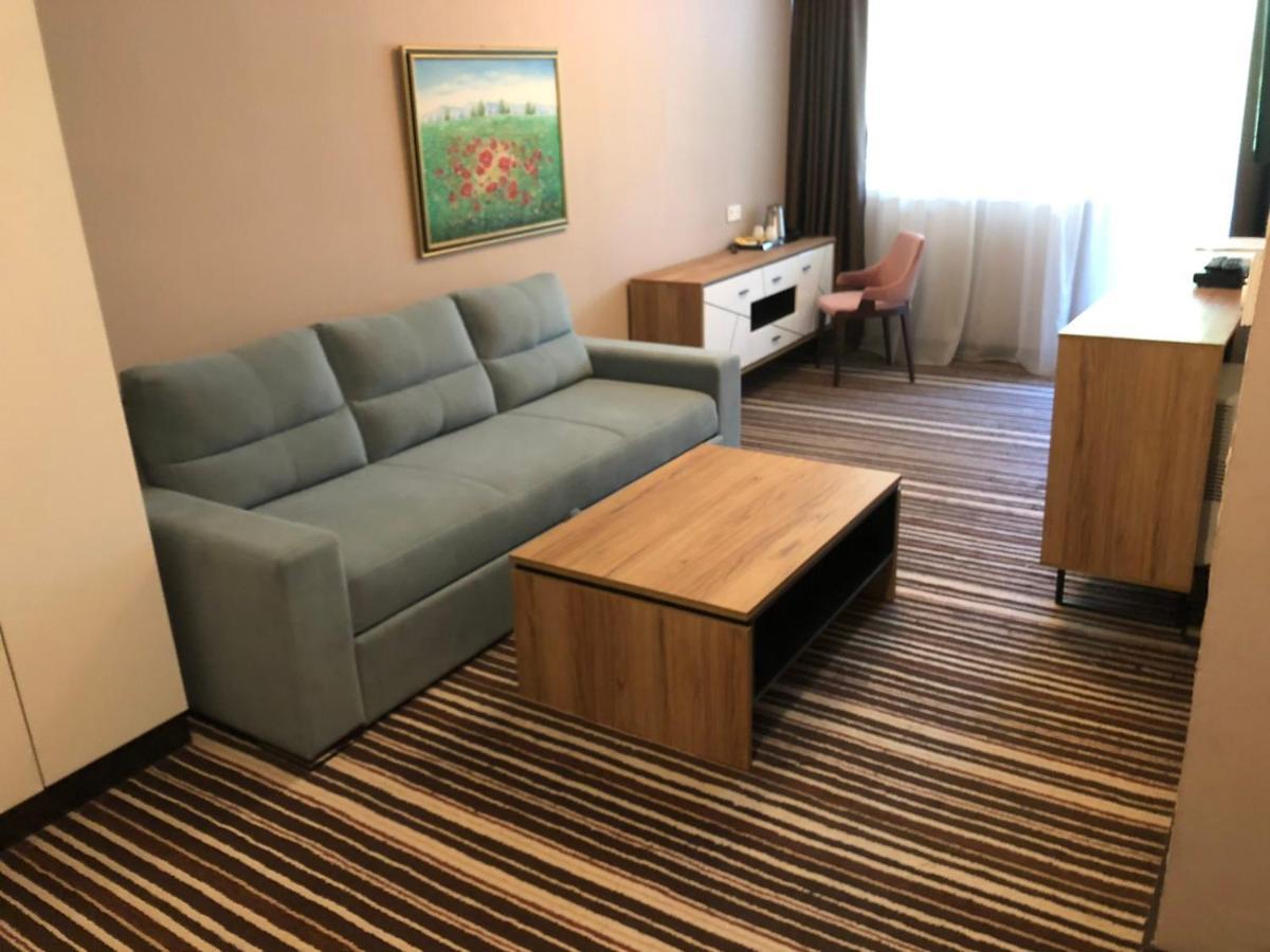 Garden City Hotel Konjic Eksteriør bilde