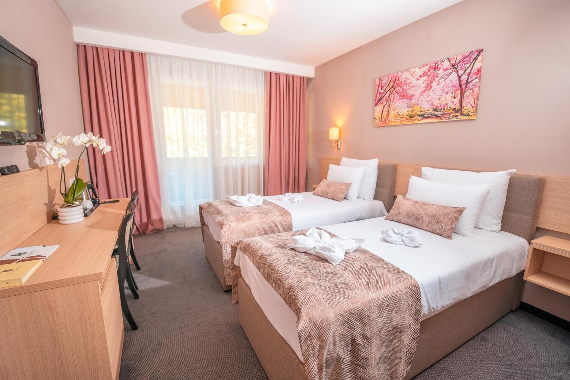Garden City Hotel Konjic Eksteriør bilde